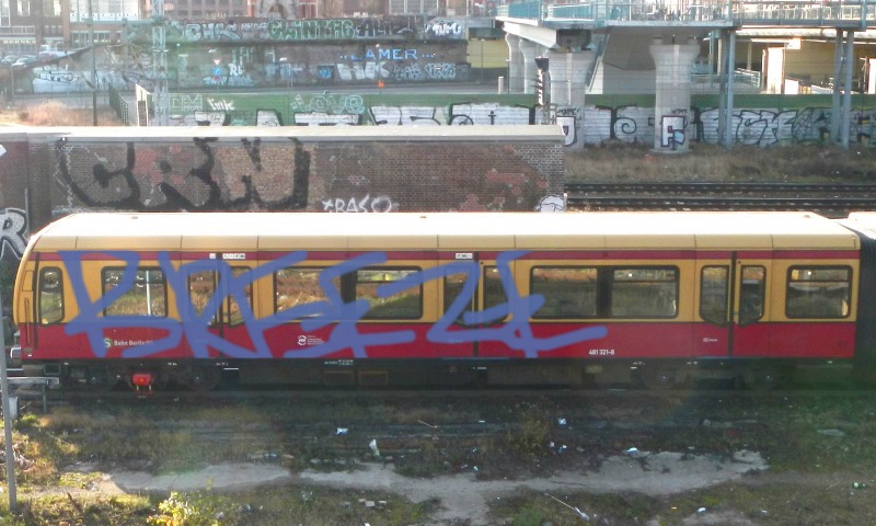 Bombing 1389778214744