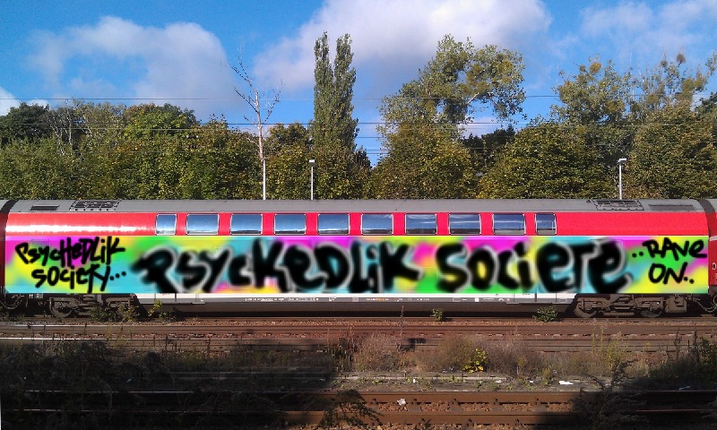 Bombing 1391173669880