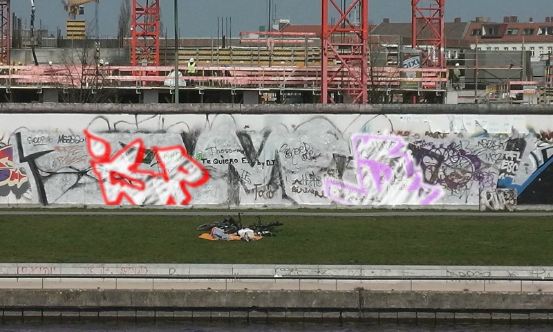 Bombing 1395009796417