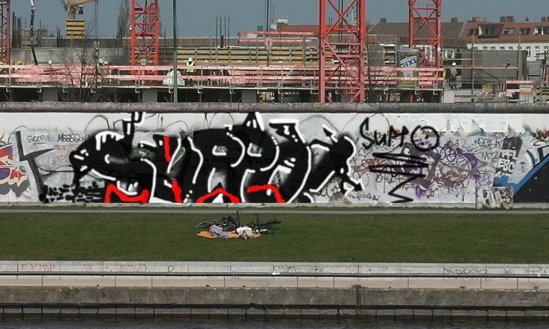 Bombing 1396274416304