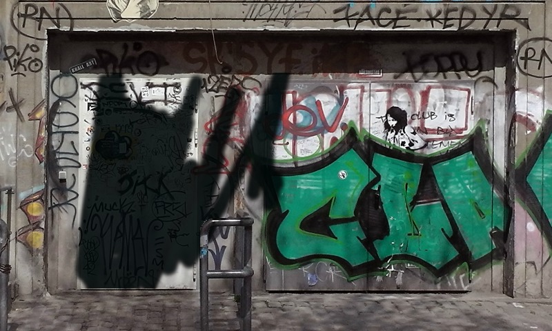 Bombing 1396383453265