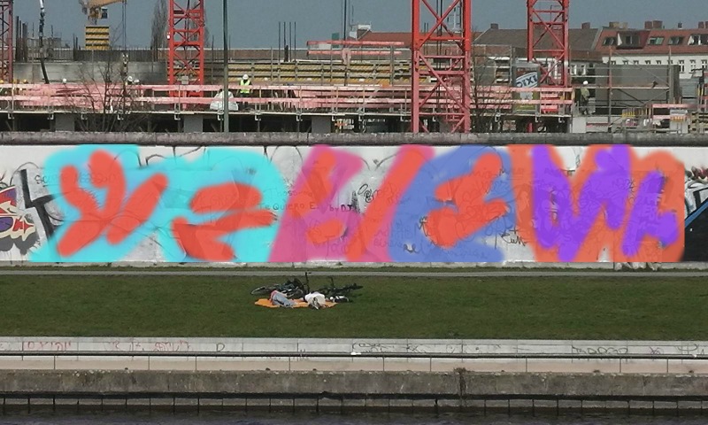 Bombing 1398400076310