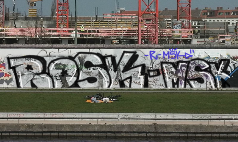 Bombing 1398716553436