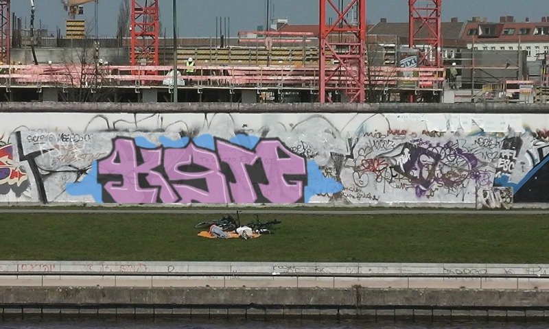 Bombing 1399457411272