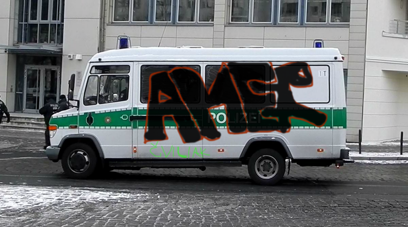 Bombing 1446851424844